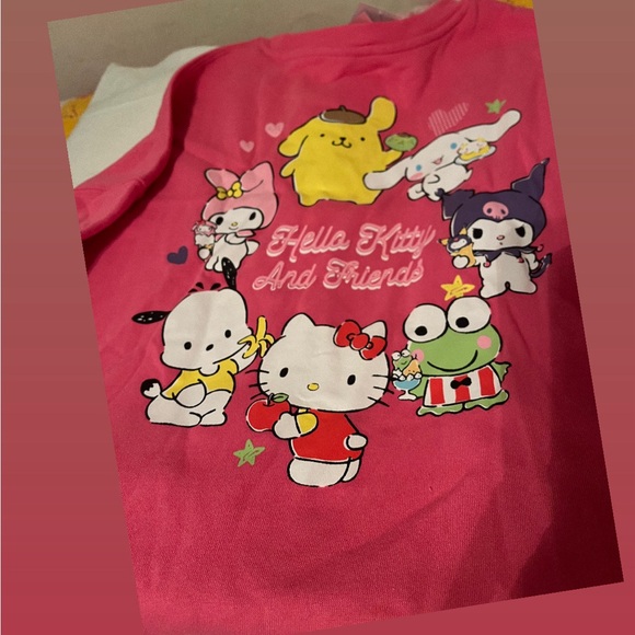 Hello kitty sweater - Picture 2 of 2